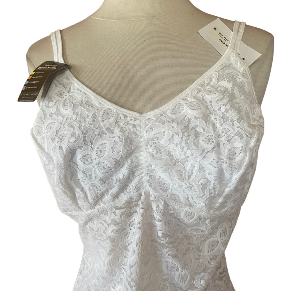 NWT Bali‎ Lace Adjustable Strap Cami - Picture 2 of 6